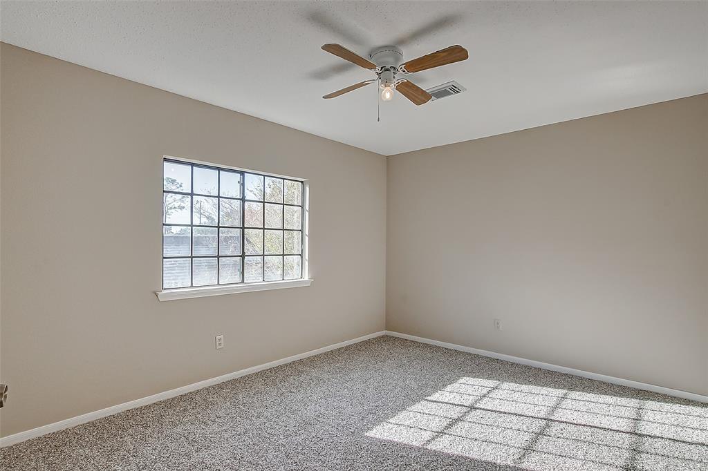 9211 2 Havencrest Drive, Houston, Texas 77083, 4 Bedrooms Bedrooms, 10 Rooms Rooms,2 BathroomsBathrooms,Single-family,For Sale,Havencrest,74057755