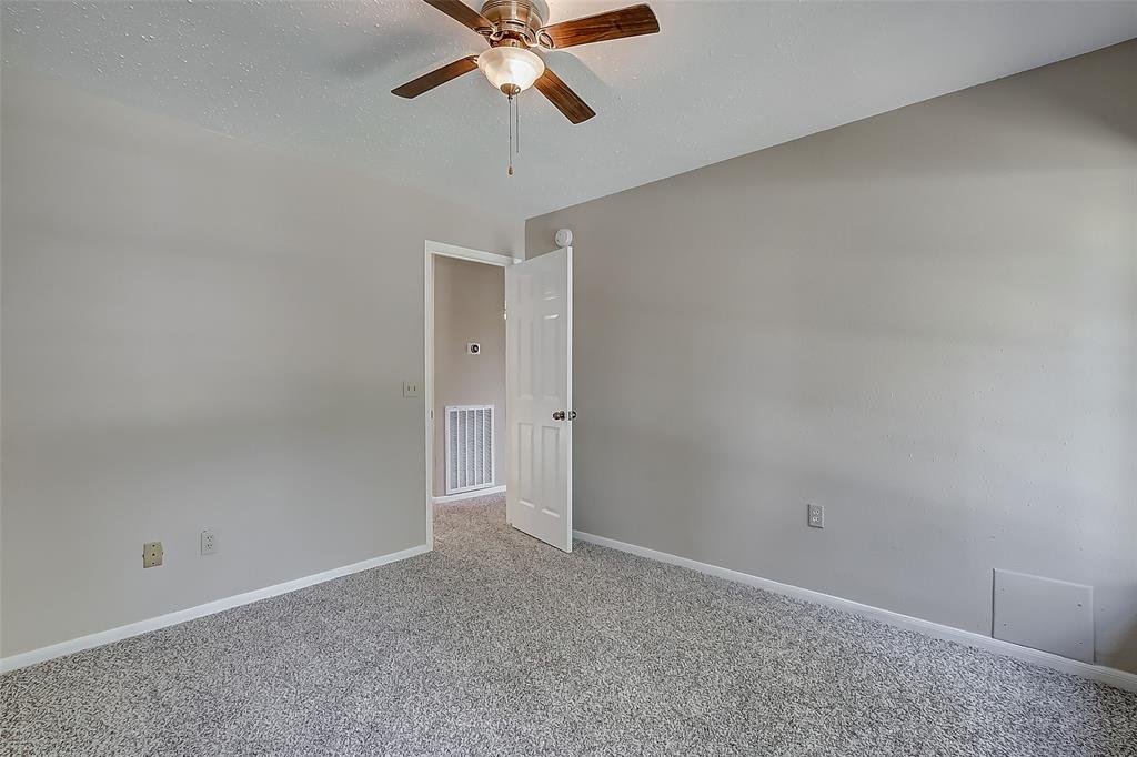9211 2 Havencrest Drive, Houston, Texas 77083, 4 Bedrooms Bedrooms, 10 Rooms Rooms,2 BathroomsBathrooms,Single-family,For Sale,Havencrest,74057755