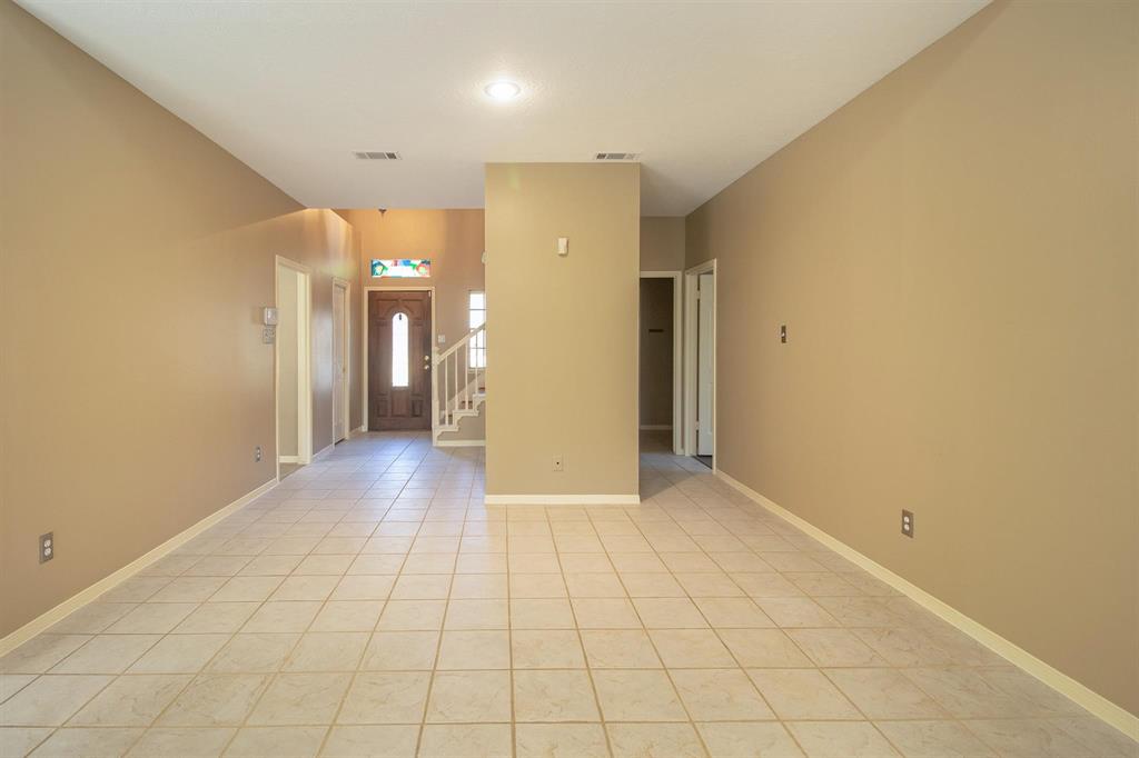11307 2 Hambleton Way, Houston, Texas 77065, 3 Bedrooms Bedrooms, 9 Rooms Rooms,2 BathroomsBathrooms,Single-family,For Sale,Hambleton,68434095
