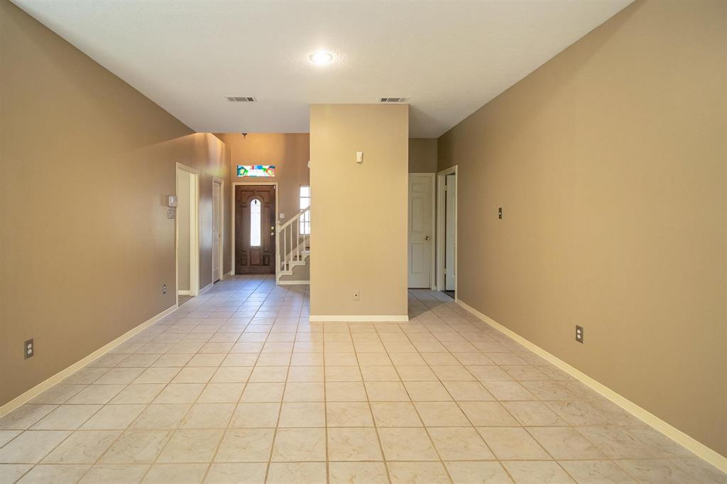 11307 2 Hambleton Way, Houston, Texas 77065, 3 Bedrooms Bedrooms, 9 Rooms Rooms,2 BathroomsBathrooms,Single-family,For Sale,Hambleton,68434095