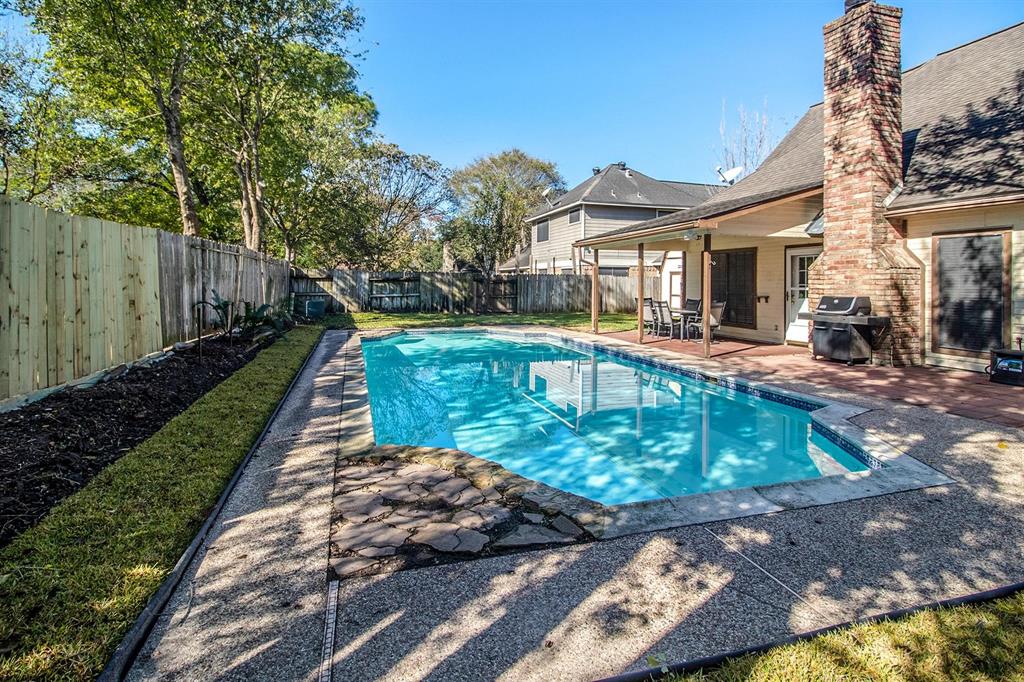 11307 2 Hambleton Way, Houston, Texas 77065, 3 Bedrooms Bedrooms, 9 Rooms Rooms,2 BathroomsBathrooms,Single-family,For Sale,Hambleton,68434095