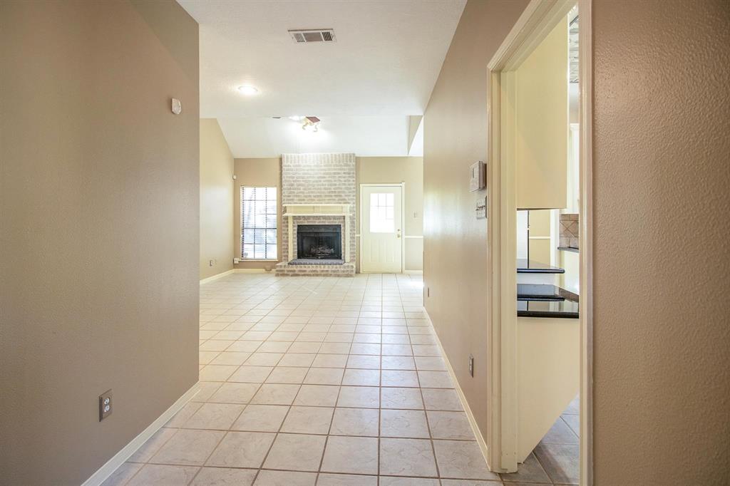 11307 2 Hambleton Way, Houston, Texas 77065, 3 Bedrooms Bedrooms, 9 Rooms Rooms,2 BathroomsBathrooms,Single-family,For Sale,Hambleton,68434095