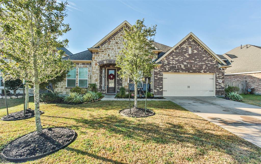 7022 1.5 Pearl Terrace Lane, Rosenberg, Texas 77469, 4 Bedrooms Bedrooms, 8 Rooms Rooms,2 BathroomsBathrooms,Single-family,For Sale,Pearl Terrace,15936865