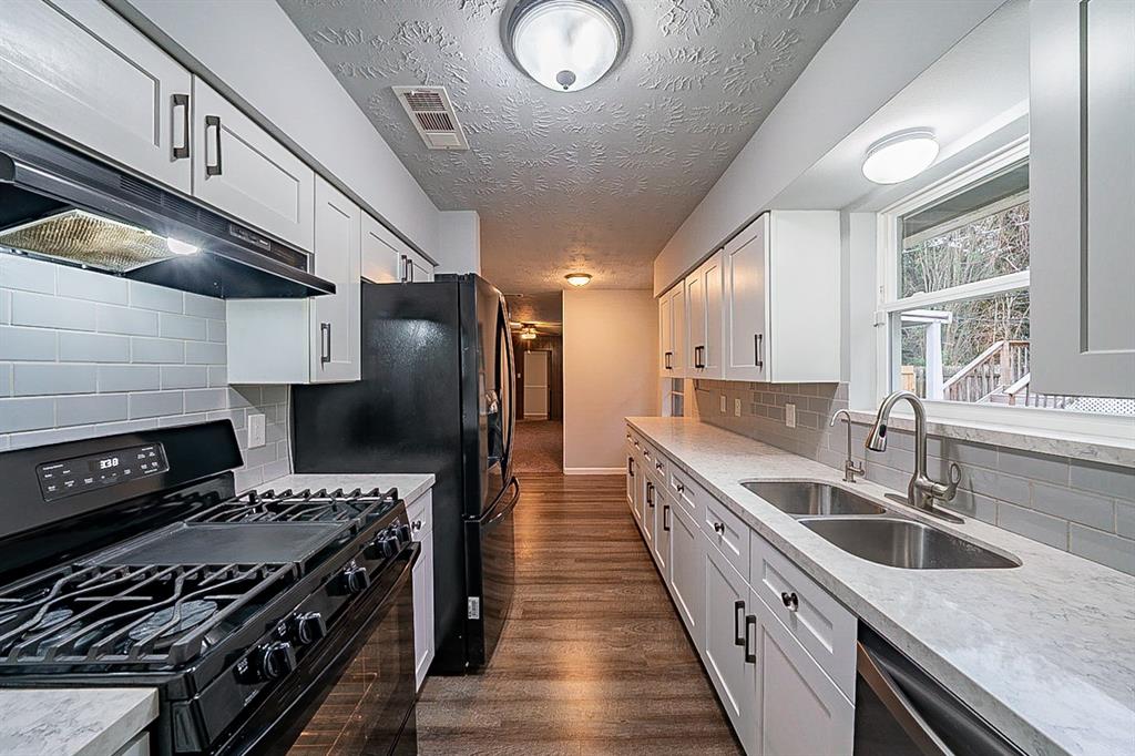 9517 1 Weatherwood Drive, Houston, Texas 77080, 3 Bedrooms Bedrooms, 3 Rooms Rooms,1 BathroomBathrooms,Single-family,For Sale,Weatherwood,88736649