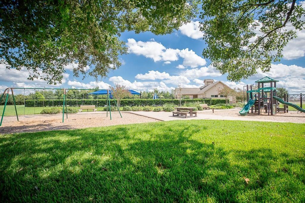 7419 1.5 Monarch Forest Lane, Rosenberg, Texas 77469, 4 Bedrooms Bedrooms, 11 Rooms Rooms,4 BathroomsBathrooms,Single-family,For Sale,Monarch Forest,92326382