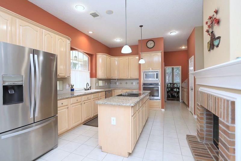 727 2 Winston Lane, Sugar Land, Texas 77479, 5 Bedrooms Bedrooms, 12 Rooms Rooms,4 BathroomsBathrooms,Single-family,For Sale,Winston,77187567