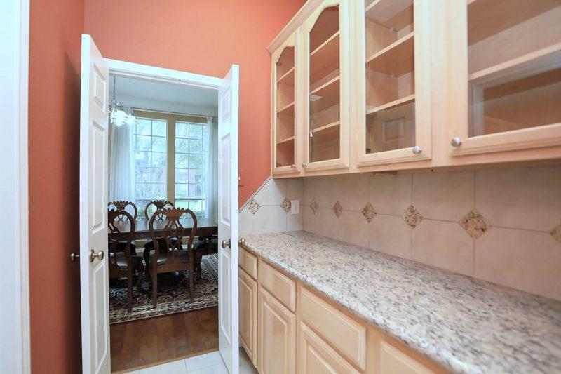 727 2 Winston Lane, Sugar Land, Texas 77479, 5 Bedrooms Bedrooms, 12 Rooms Rooms,4 BathroomsBathrooms,Single-family,For Sale,Winston,77187567