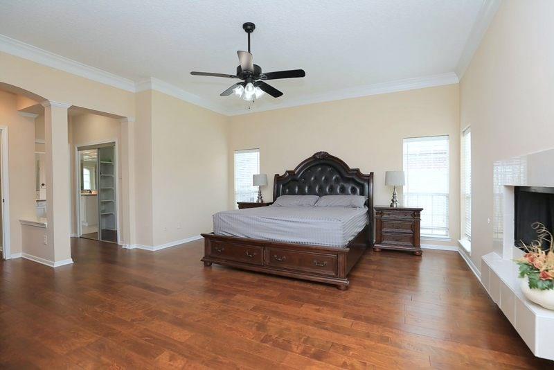 727 2 Winston Lane, Sugar Land, Texas 77479, 5 Bedrooms Bedrooms, 12 Rooms Rooms,4 BathroomsBathrooms,Single-family,For Sale,Winston,77187567