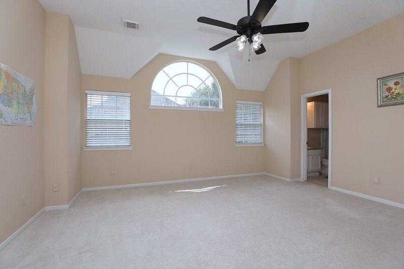 727 2 Winston Lane, Sugar Land, Texas 77479, 5 Bedrooms Bedrooms, 12 Rooms Rooms,4 BathroomsBathrooms,Single-family,For Sale,Winston,77187567
