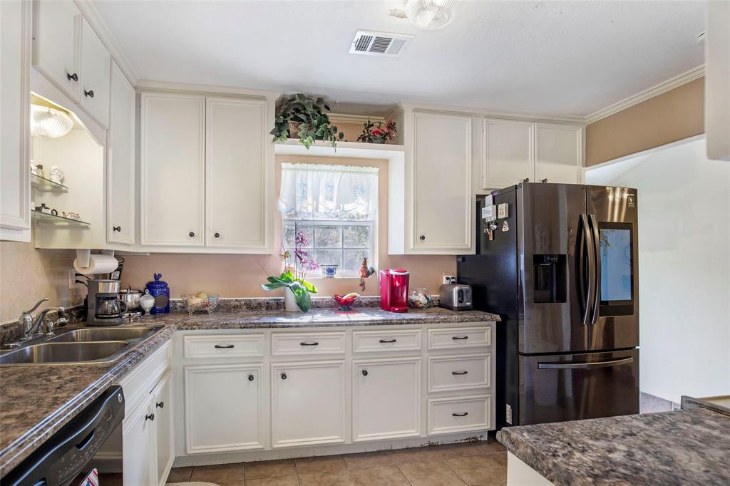 7211 1 Dearborn Street, Houston, Texas 77055, 3 Bedrooms Bedrooms, 7 Rooms Rooms,1 BathroomBathrooms,Single-family,For Sale,Dearborn,78725965