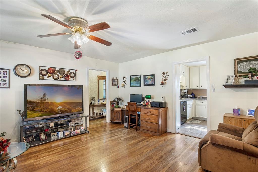 7211 1 Dearborn Street, Houston, Texas 77055, 3 Bedrooms Bedrooms, 7 Rooms Rooms,1 BathroomBathrooms,Single-family,For Sale,Dearborn,78725965