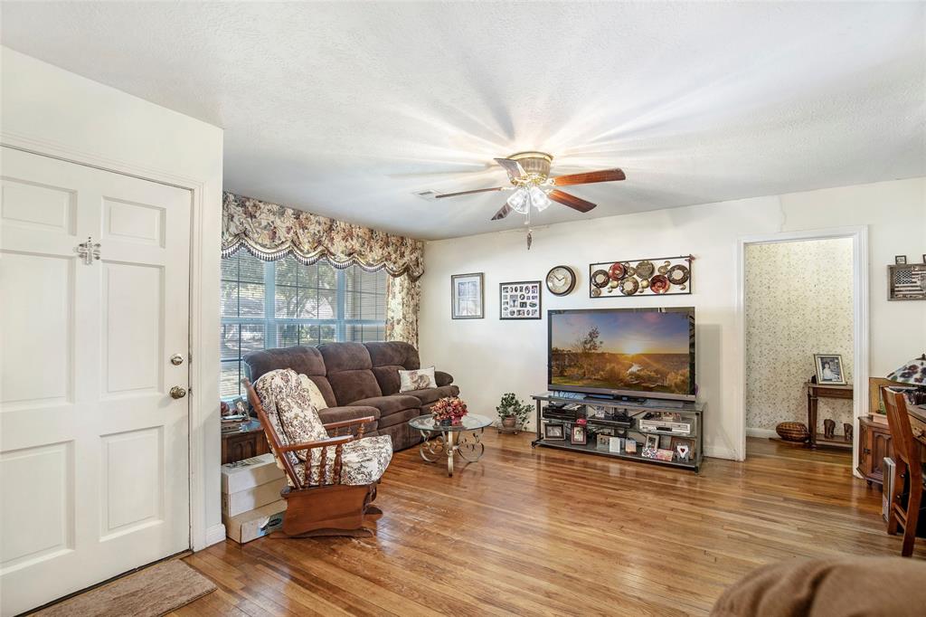 7211 1 Dearborn Street, Houston, Texas 77055, 3 Bedrooms Bedrooms, 7 Rooms Rooms,1 BathroomBathrooms,Single-family,For Sale,Dearborn,78725965