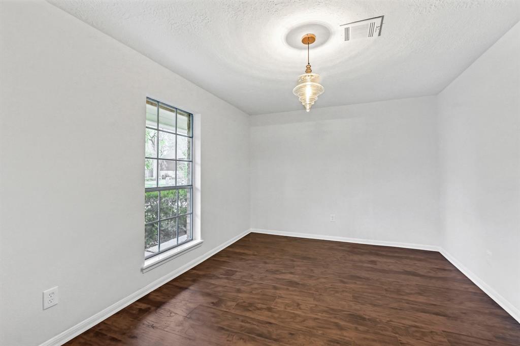 5310 2 Woodville Lane, Spring, Texas 77379, 4 Bedrooms Bedrooms, 9 Rooms Rooms,2 BathroomsBathrooms,Single-family,For Sale,Woodville,85882291