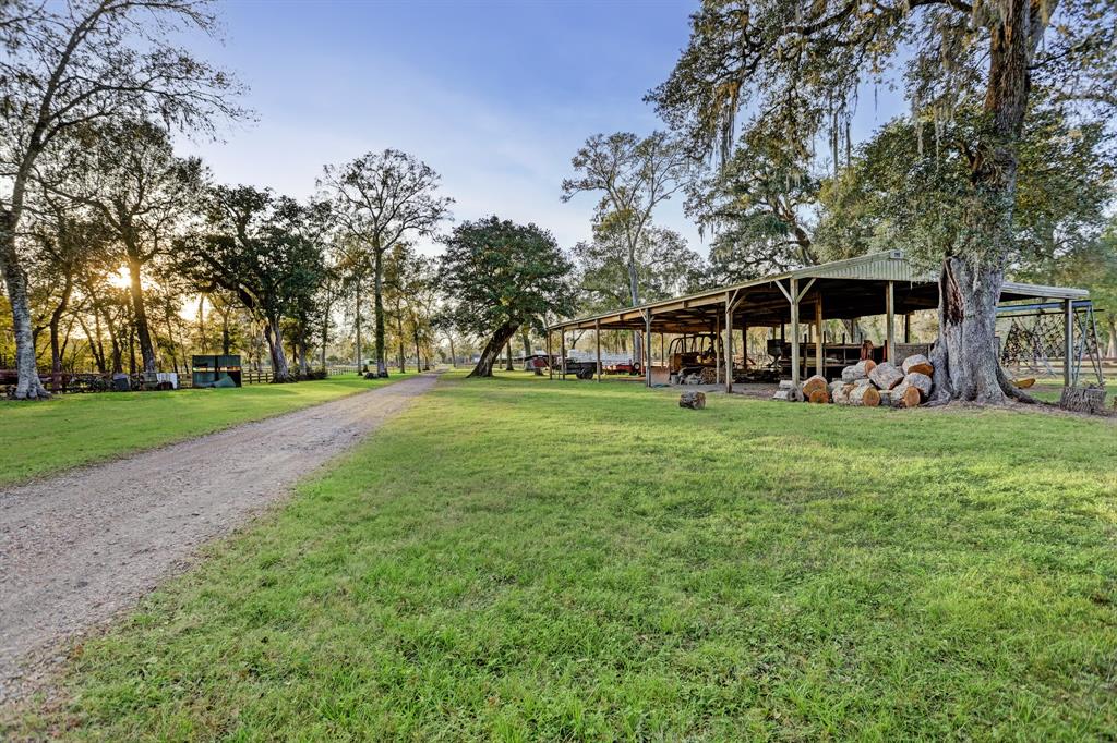 12955 1 Gubbels Road, Thompsons, Texas 77481, 3 Bedrooms Bedrooms, 10 Rooms Rooms,2 BathroomsBathrooms,Country Homes/acreage,For Sale,Gubbels,11156474