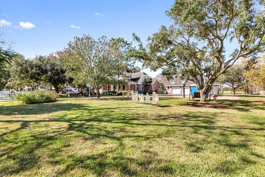 3774 2 Buckholt Street, Pearland, Texas 77581, 4 Bedrooms Bedrooms, 10 Rooms Rooms,3 BathroomsBathrooms,Single-family,For Sale,Buckholt,80521147