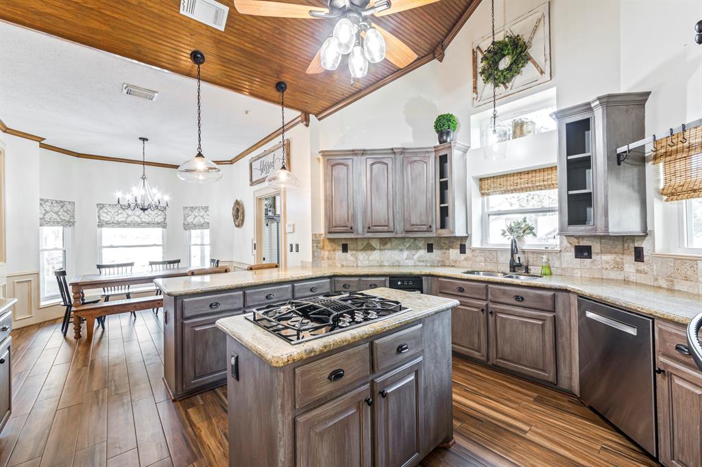 3774 2 Buckholt Street, Pearland, Texas 77581, 4 Bedrooms Bedrooms, 10 Rooms Rooms,3 BathroomsBathrooms,Single-family,For Sale,Buckholt,80521147