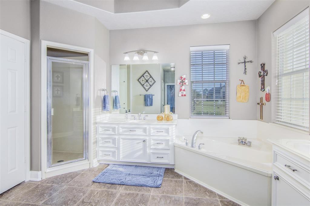 2035 2 County Road 529a, Alvin, Texas 77511, 4 Bedrooms Bedrooms, 9 Rooms Rooms,2 BathroomsBathrooms,Single-family,For Sale,County Road 529a,65085300