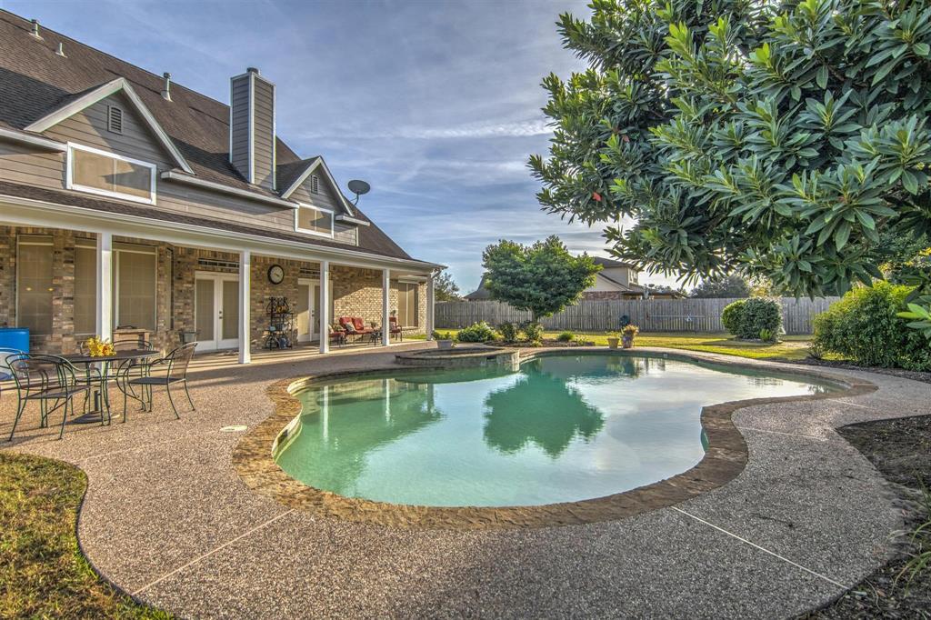2035 2 County Road 529a, Alvin, Texas 77511, 4 Bedrooms Bedrooms, 9 Rooms Rooms,2 BathroomsBathrooms,Single-family,For Sale,County Road 529a,65085300