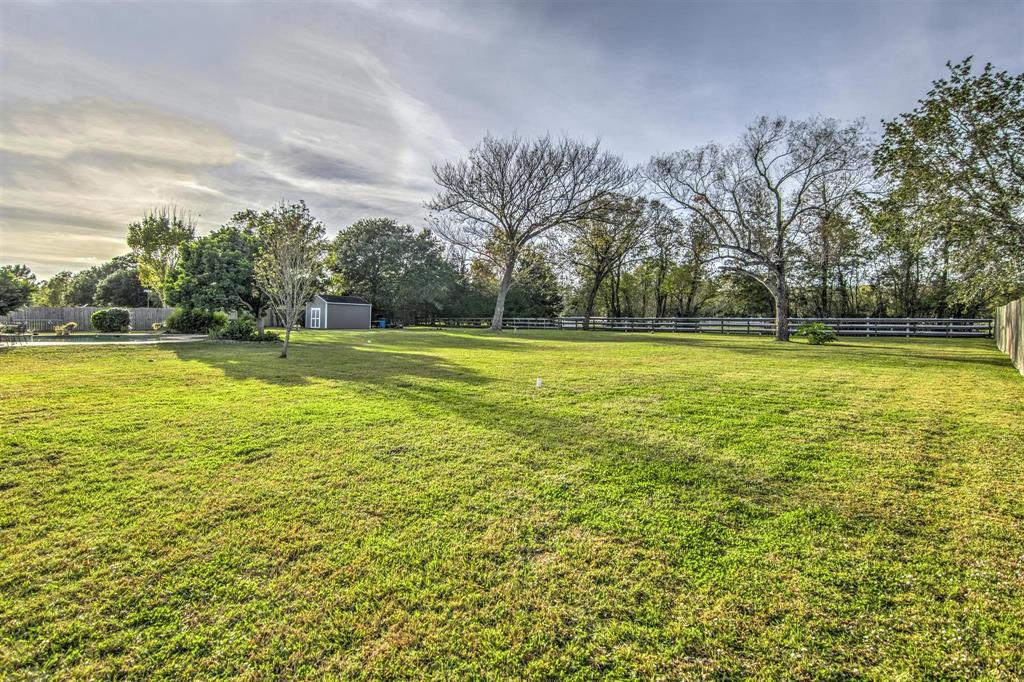 2035 2 County Road 529a, Alvin, Texas 77511, 4 Bedrooms Bedrooms, 9 Rooms Rooms,2 BathroomsBathrooms,Single-family,For Sale,County Road 529a,65085300