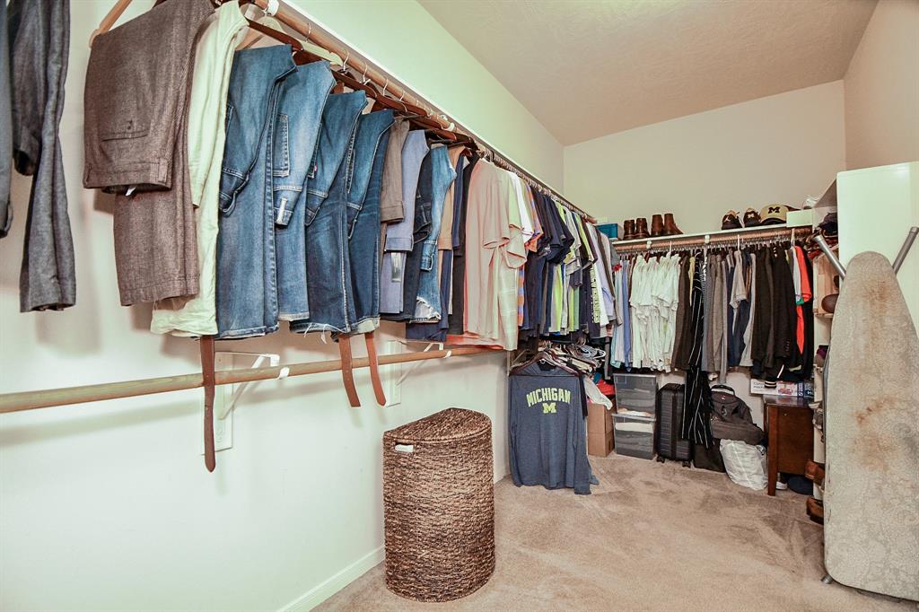 1304 2 Pine Stream Drive, Pearland, Texas 77581, 4 Bedrooms Bedrooms, 4 Rooms Rooms,3 BathroomsBathrooms,Single-family,For Sale,Pine Stream,66549313