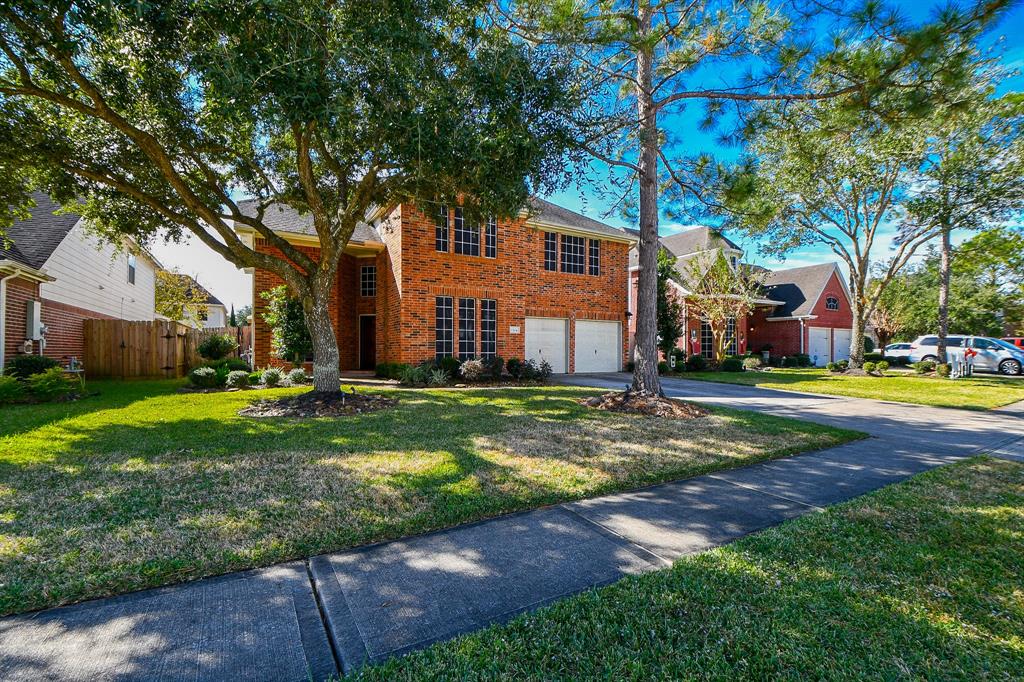 1304 2 Pine Stream Drive, Pearland, Texas 77581, 4 Bedrooms Bedrooms, 4 Rooms Rooms,3 BathroomsBathrooms,Single-family,For Sale,Pine Stream,66549313