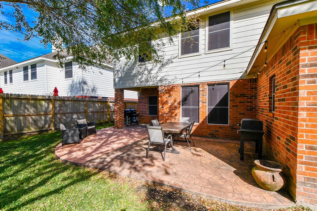 1304 2 Pine Stream Drive, Pearland, Texas 77581, 4 Bedrooms Bedrooms, 4 Rooms Rooms,3 BathroomsBathrooms,Single-family,For Sale,Pine Stream,66549313