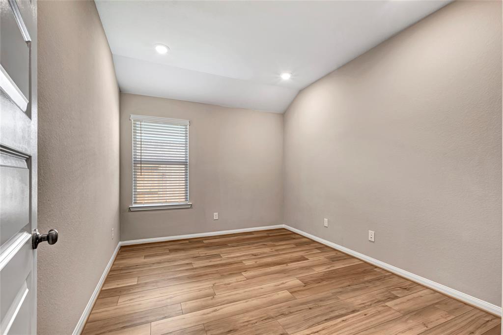 2505 1 Staplewood Springs Drive, Pearland, Texas 77089, 3 Bedrooms Bedrooms, 6 Rooms Rooms,2 BathroomsBathrooms,Single-family,For Sale,Staplewood Springs,48676687