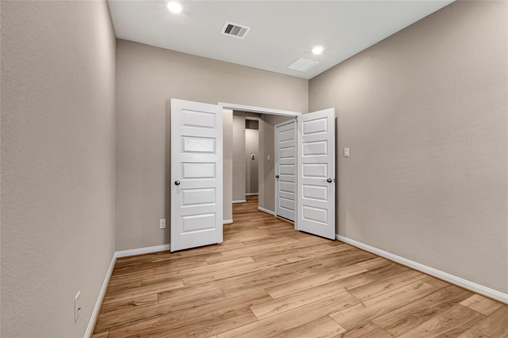 2505 1 Staplewood Springs Drive, Pearland, Texas 77089, 3 Bedrooms Bedrooms, 6 Rooms Rooms,2 BathroomsBathrooms,Single-family,For Sale,Staplewood Springs,48676687