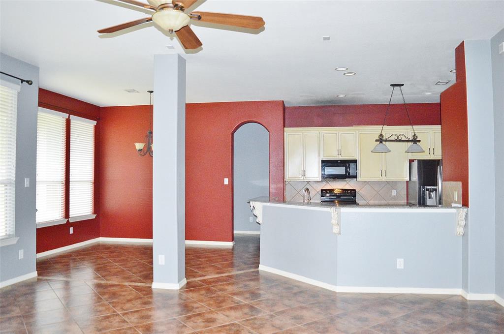 26992 1 Cotulla Trail, Magnolia, Texas 77355, 4 Bedrooms Bedrooms, 9 Rooms Rooms,2 BathroomsBathrooms,Single-family,For Sale,Cotulla,75992433