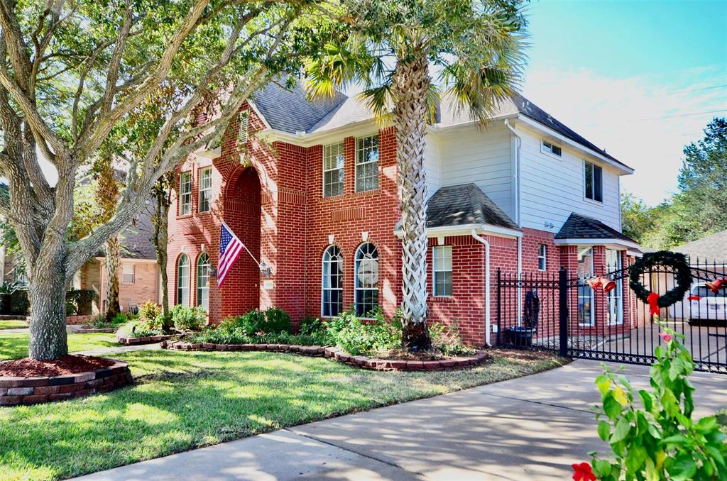 6302 2 Surfside Lane, Missouri City, Texas 77459, 4 Bedrooms Bedrooms, 12 Rooms Rooms,2 BathroomsBathrooms,Single-family,For Sale,Surfside,20869208