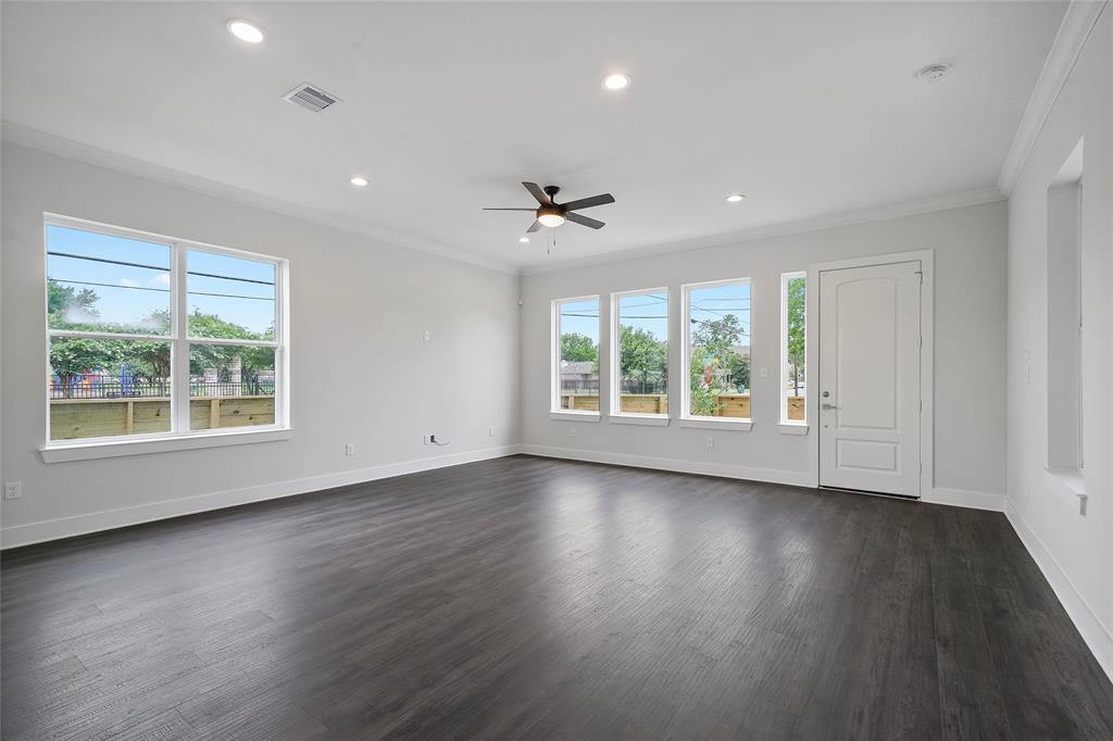 3504 2 Ajax Street, Houston, Texas 77022, 3 Bedrooms Bedrooms, 6 Rooms Rooms,2 BathroomsBathrooms,Single-family,For Sale,Ajax,86165129