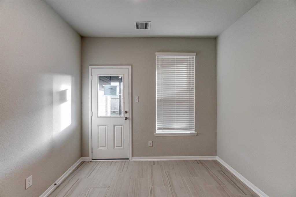 2207 2 Hidden Embers Path, Fresno, Texas 77545, 4 Bedrooms Bedrooms, 15 Rooms Rooms,3 BathroomsBathrooms,Single-family,For Sale,Hidden Embers,61037073