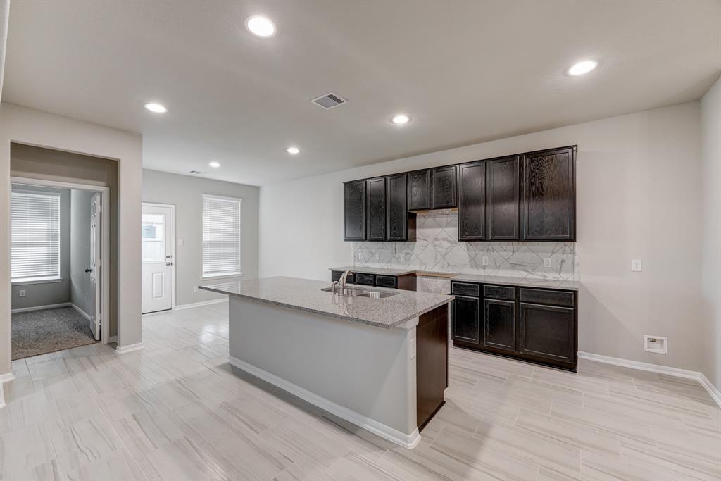 2207 2 Hidden Embers Path, Fresno, Texas 77545, 4 Bedrooms Bedrooms, 15 Rooms Rooms,3 BathroomsBathrooms,Single-family,For Sale,Hidden Embers,61037073