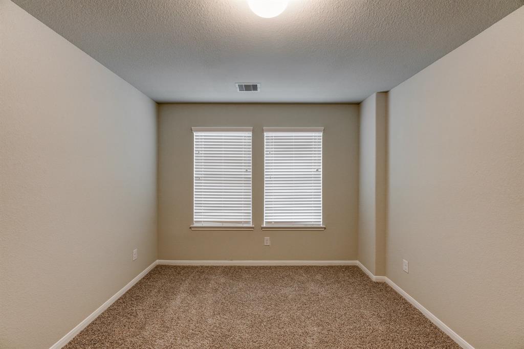2207 2 Hidden Embers Path, Fresno, Texas 77545, 4 Bedrooms Bedrooms, 15 Rooms Rooms,3 BathroomsBathrooms,Single-family,For Sale,Hidden Embers,61037073