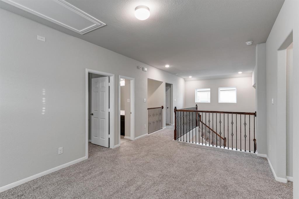 2207 2 Hidden Embers Path, Fresno, Texas 77545, 4 Bedrooms Bedrooms, 15 Rooms Rooms,3 BathroomsBathrooms,Single-family,For Sale,Hidden Embers,61037073