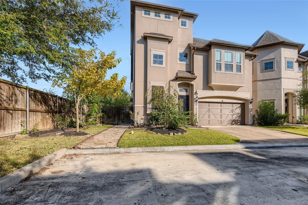 13216 3 Leighton Gardens Drive, Houston, Texas 77077, 4 Bedrooms Bedrooms, 9 Rooms Rooms,4 BathroomsBathrooms,Single-family,For Sale,Leighton Gardens,67670493