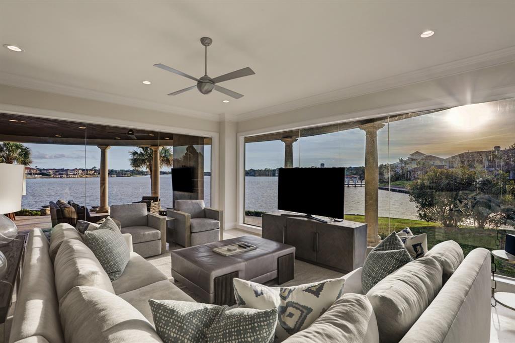 1802 2 Ray Shell Court, Seabrook, Texas 77586, 6 Bedrooms Bedrooms, 15 Rooms Rooms,5 BathroomsBathrooms,Single-family,For Sale,Ray Shell,82443225