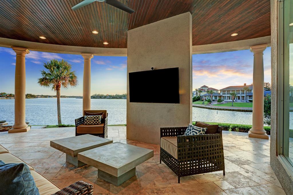 1802 2 Ray Shell Court, Seabrook, Texas 77586, 6 Bedrooms Bedrooms, 15 Rooms Rooms,5 BathroomsBathrooms,Single-family,For Sale,Ray Shell,82443225