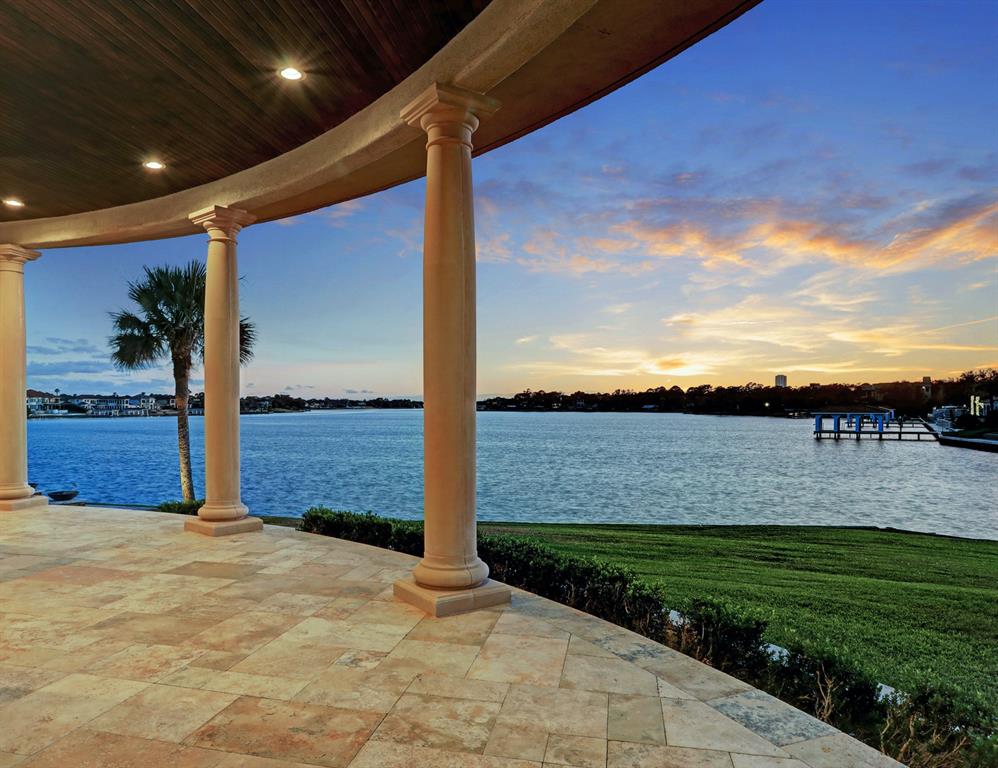 1802 2 Ray Shell Court, Seabrook, Texas 77586, 6 Bedrooms Bedrooms, 15 Rooms Rooms,5 BathroomsBathrooms,Single-family,For Sale,Ray Shell,82443225
