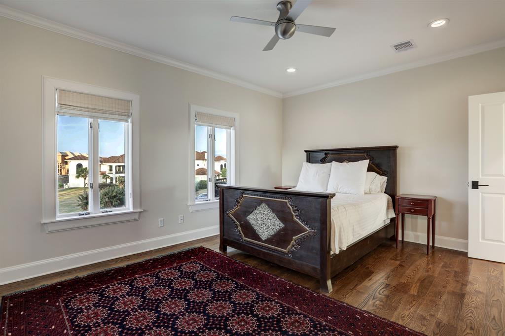 1802 2 Ray Shell Court, Seabrook, Texas 77586, 6 Bedrooms Bedrooms, 15 Rooms Rooms,5 BathroomsBathrooms,Single-family,For Sale,Ray Shell,82443225