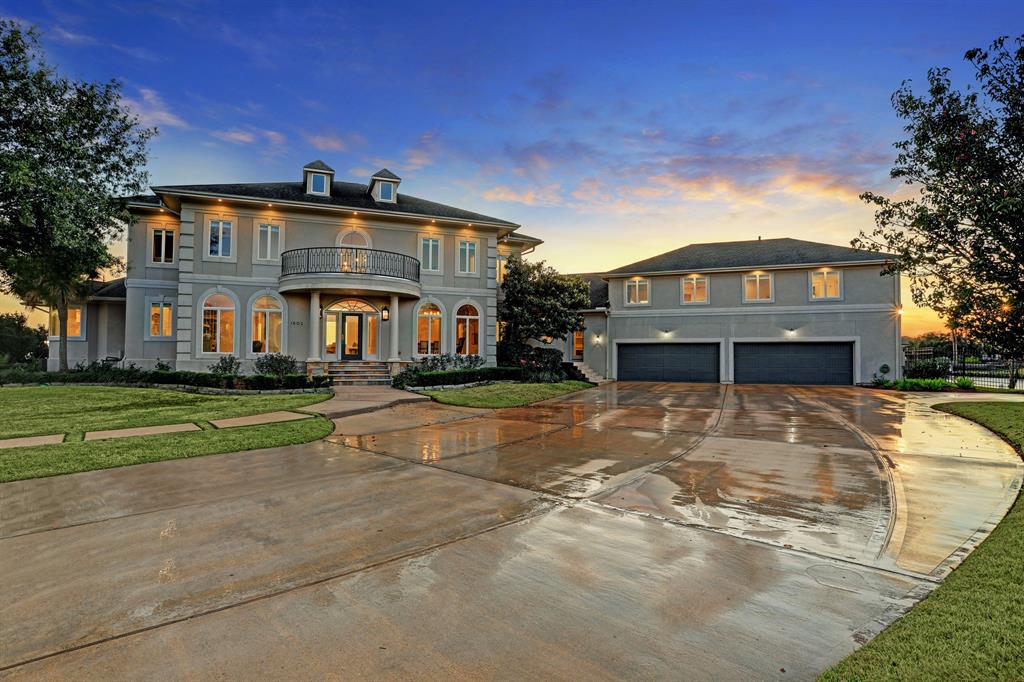 1802 2 Ray Shell Court, Seabrook, Texas 77586, 6 Bedrooms Bedrooms, 15 Rooms Rooms,5 BathroomsBathrooms,Single-family,For Sale,Ray Shell,82443225