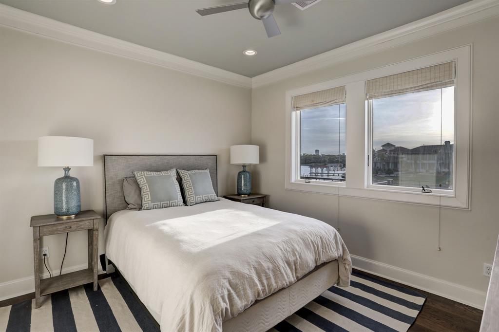 1802 2 Ray Shell Court, Seabrook, Texas 77586, 6 Bedrooms Bedrooms, 15 Rooms Rooms,5 BathroomsBathrooms,Single-family,For Sale,Ray Shell,82443225