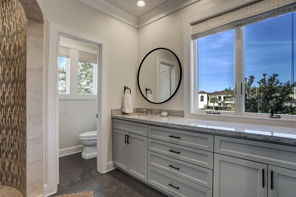 1802 2 Ray Shell Court, Seabrook, Texas 77586, 6 Bedrooms Bedrooms, 15 Rooms Rooms,5 BathroomsBathrooms,Single-family,For Sale,Ray Shell,82443225