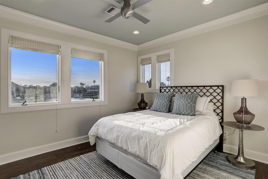 1802 2 Ray Shell Court, Seabrook, Texas 77586, 6 Bedrooms Bedrooms, 15 Rooms Rooms,5 BathroomsBathrooms,Single-family,For Sale,Ray Shell,82443225