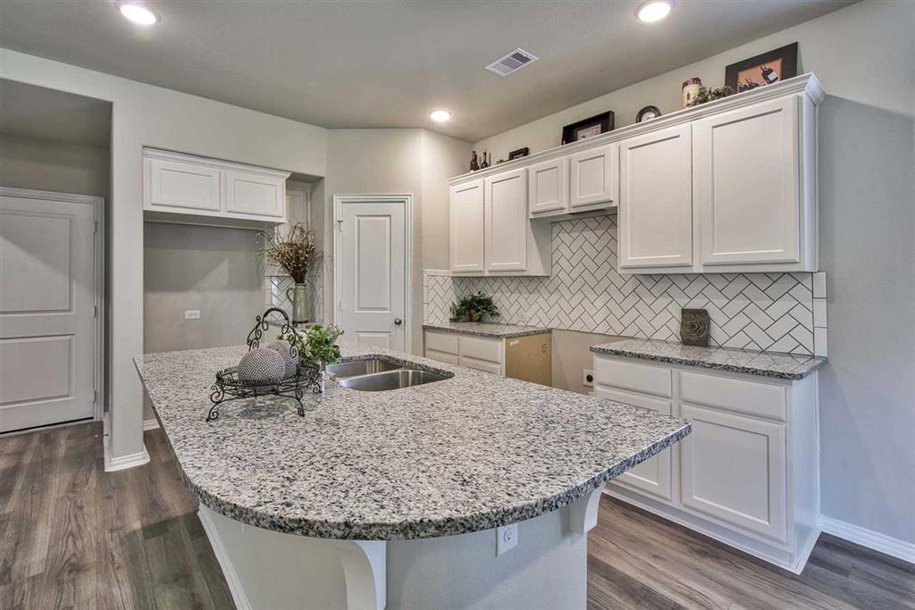 20938 2 Blooming Shrubs Court, Cypress, Texas 77433, 4 Bedrooms Bedrooms, 4 Rooms Rooms,3 BathroomsBathrooms,Single-family,For Sale,Blooming Shrubs Court,75696382