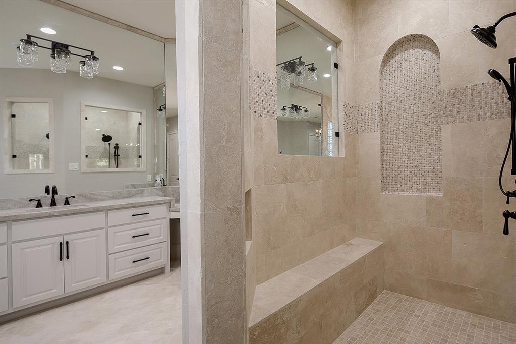 22 2 Double Green Circle, The Woodlands, Texas 77382, 6 Bedrooms Bedrooms, 15 Rooms Rooms,5 BathroomsBathrooms,Single-family,For Sale,Double Green,68128729