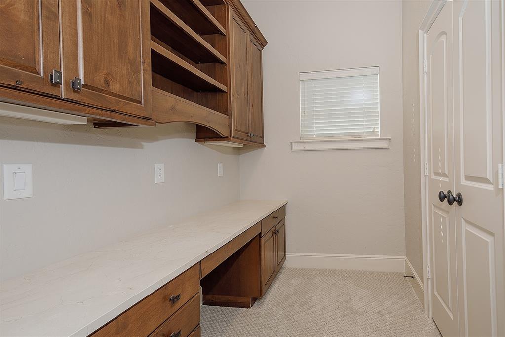 22 2 Double Green Circle, The Woodlands, Texas 77382, 6 Bedrooms Bedrooms, 15 Rooms Rooms,5 BathroomsBathrooms,Single-family,For Sale,Double Green,68128729