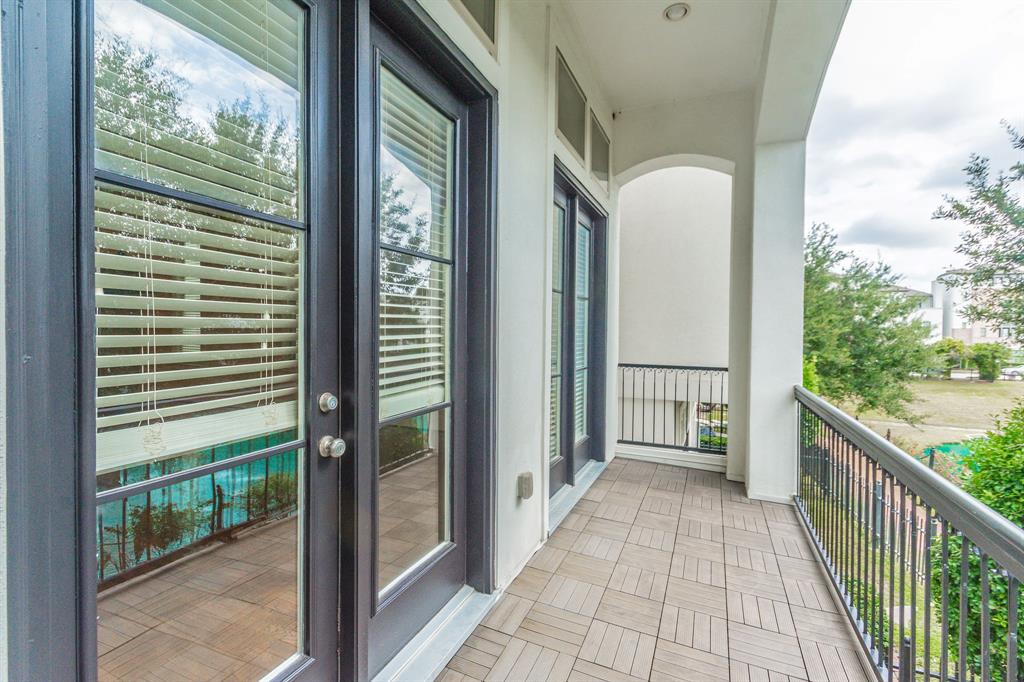5717 4 Arabelle Crest, Houston, Texas 77007, 3 Bedrooms Bedrooms, 8 Rooms Rooms,4 BathroomsBathrooms,Single-family,For Sale,Arabelle Crest,69212130