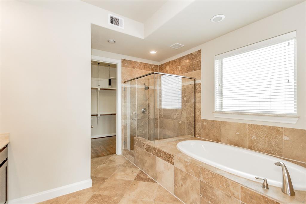 5717 4 Arabelle Crest, Houston, Texas 77007, 3 Bedrooms Bedrooms, 8 Rooms Rooms,4 BathroomsBathrooms,Single-family,For Sale,Arabelle Crest,69212130