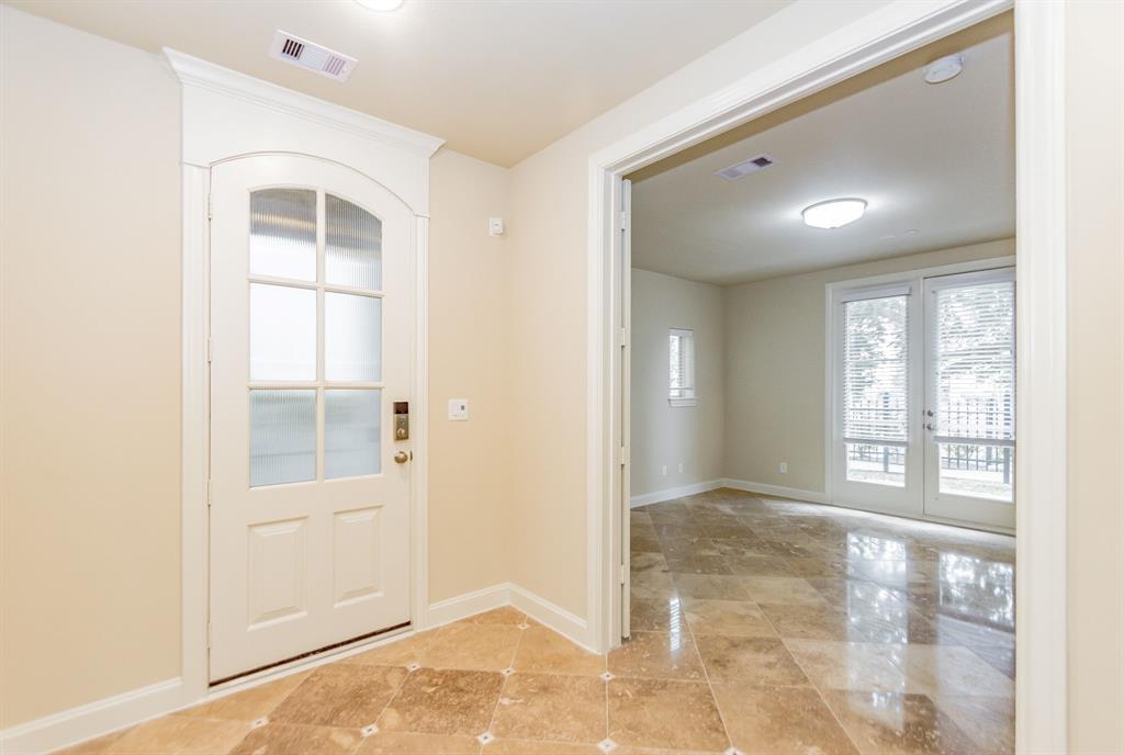 5717 4 Arabelle Crest, Houston, Texas 77007, 3 Bedrooms Bedrooms, 8 Rooms Rooms,4 BathroomsBathrooms,Single-family,For Sale,Arabelle Crest,69212130